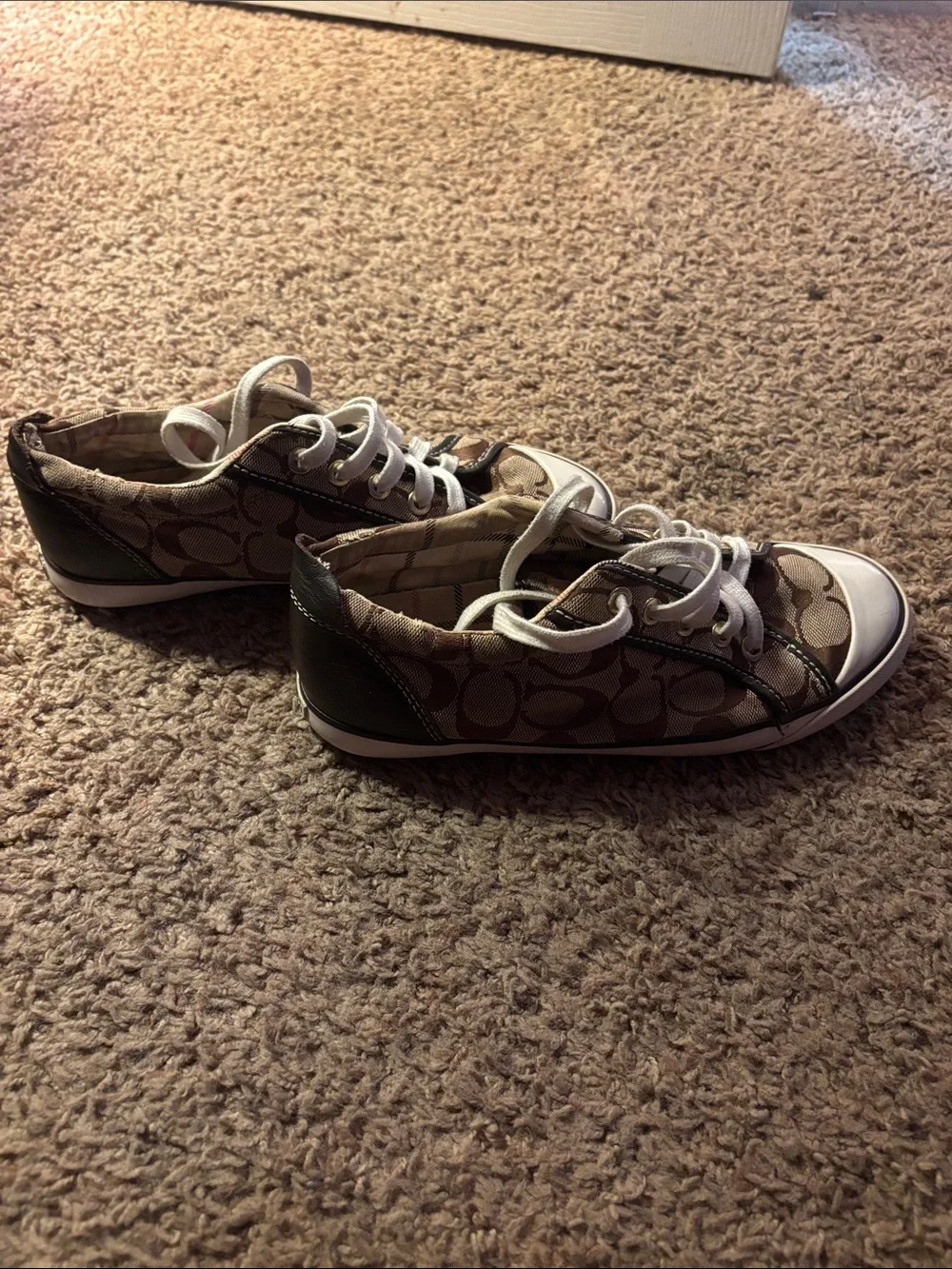 Vintage Coach barrett Brown Signature Canvas Low-Top Sneakers with White Accents